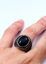 Load image into Gallery viewer, Blind Eyes