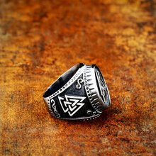 Load image into Gallery viewer, Valknut